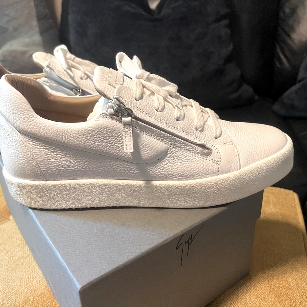 GIUSEPPE’s!!